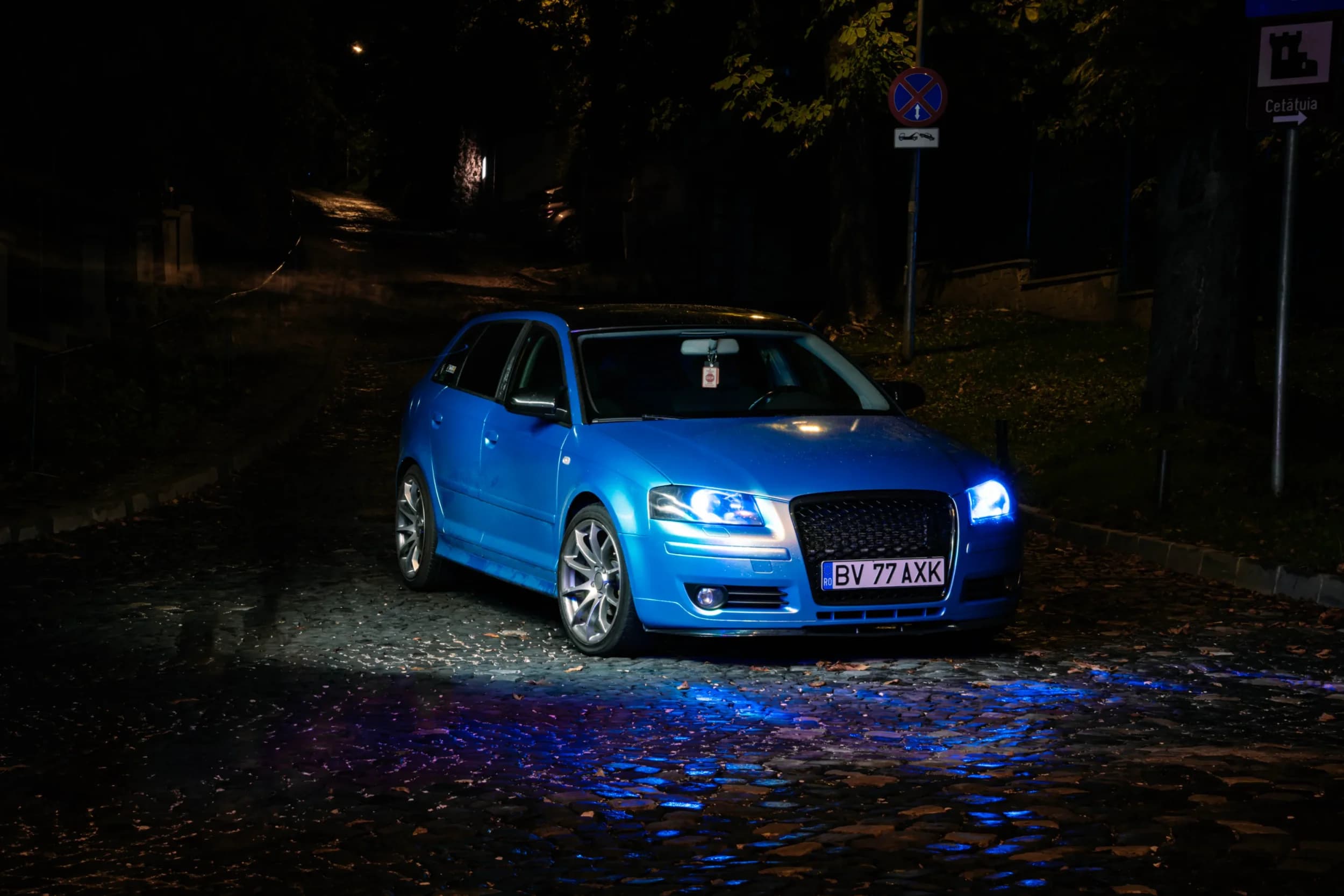 Audi A3 pe strada pavata fotograf auto sedinta foto masini Brasov Crudu Alexandru CA Photography