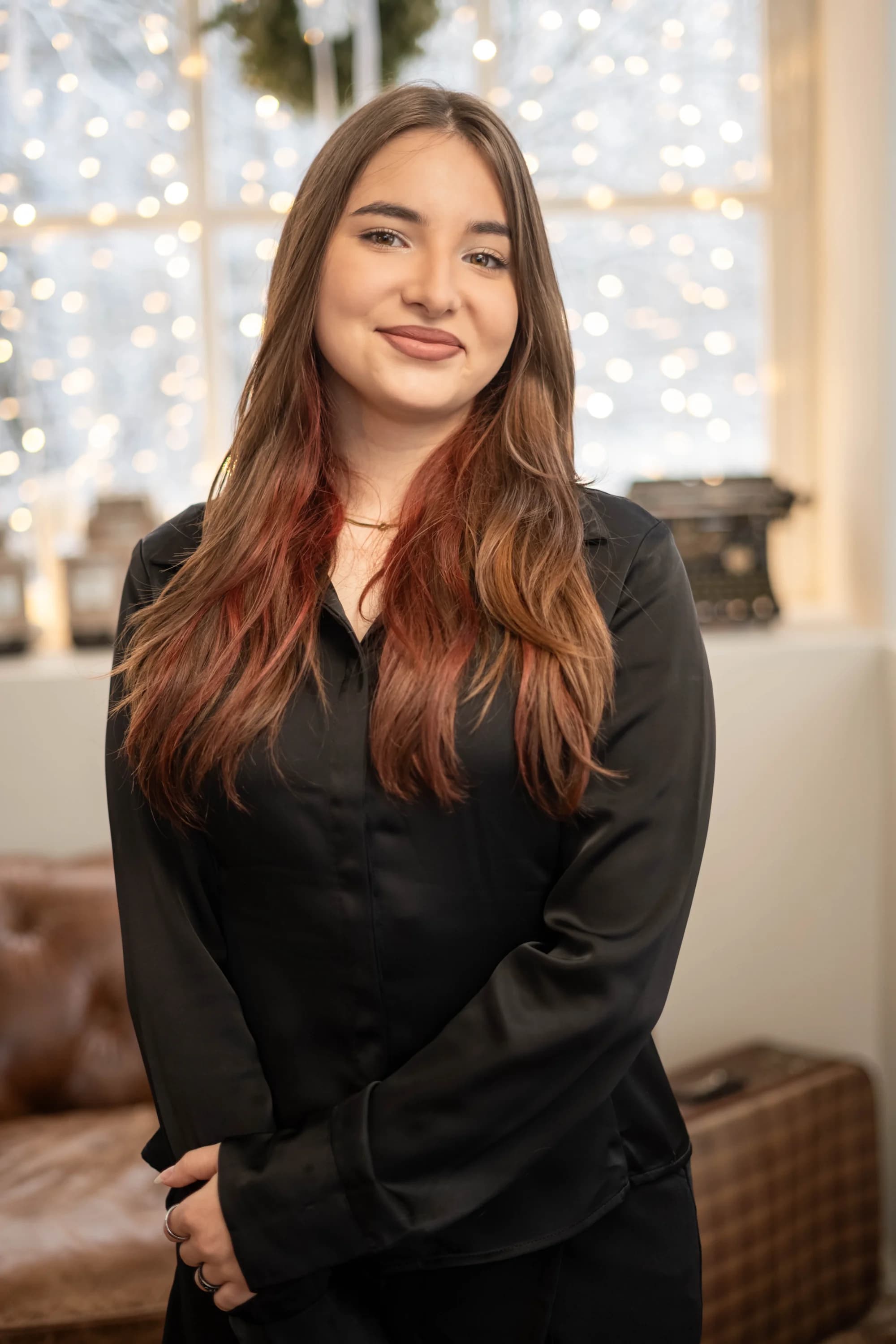 Portret student zambitor fotograf absolvire banchet Brasov Crudu Alexandru CA Photography